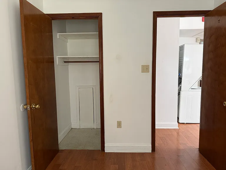 1011 Cherry St #2R — Photo 6