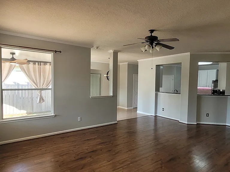 15307 Tupelo Dr — Photo 20