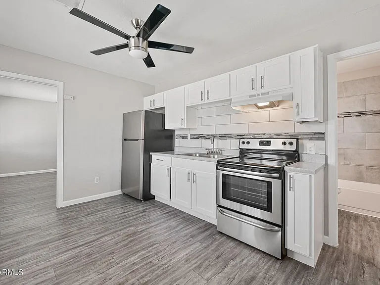 1744 W Glendale Ave #3 — Photo 11