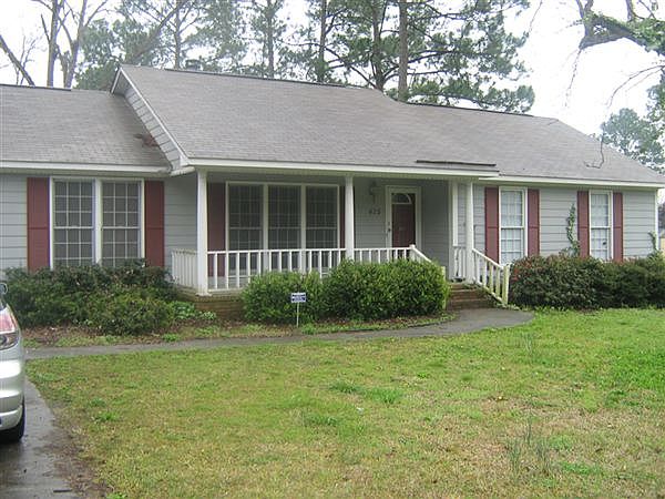 425 Longwood Front