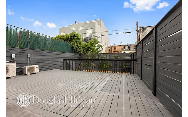 Sold by Douglas Elliman | media 36