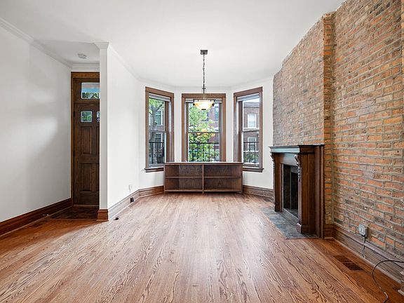 2nd image of 1624 N Wood St #1