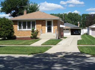 4720 W 99th St, Oak Lawn, IL 60453