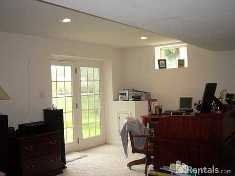 4th image of 3707 Broadrun Dr
