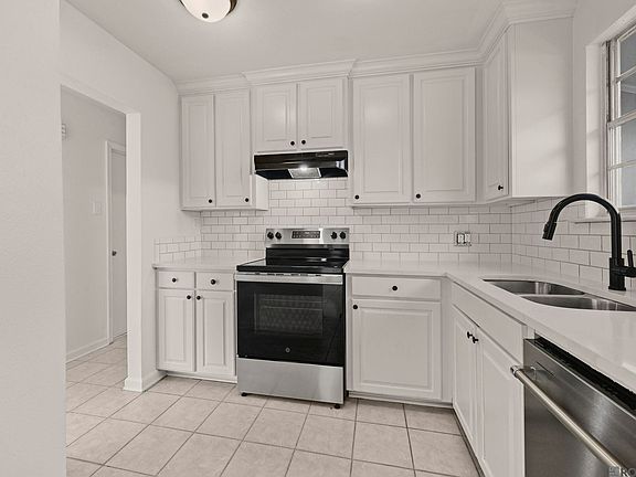 3rd image of 4807 Tristian Ave
