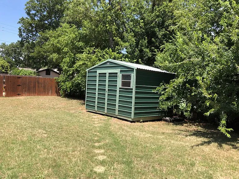 1334 Glenwood Dr — Photo 21