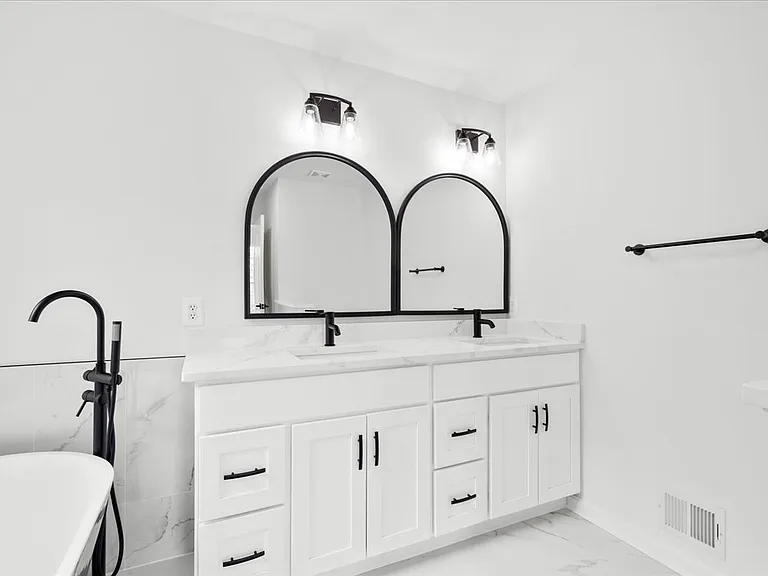 116 Whiskey Creek Cir #1 — Photo 9
