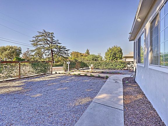 4th image of 1051 Amador St
