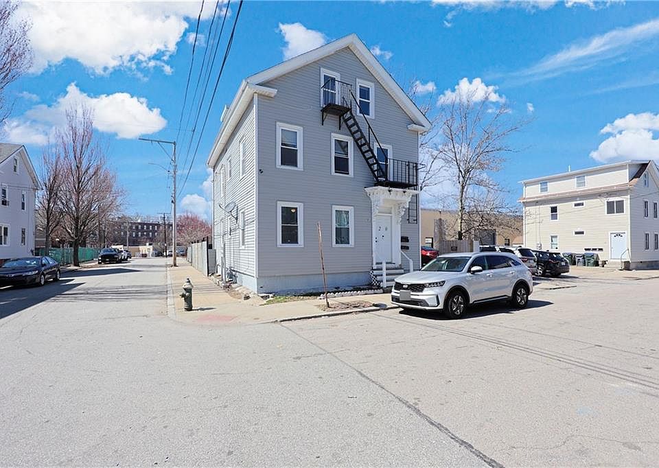 1st image of 20 De Soto St
