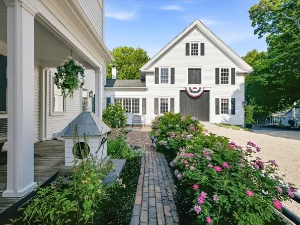 65 Washington St, Hanover, MA 02339