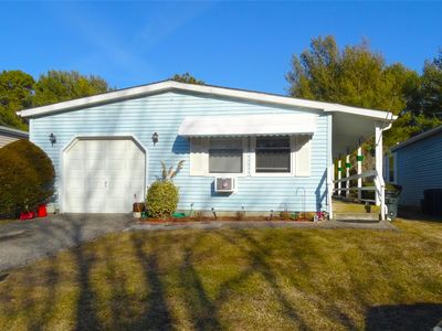 110 Village Circle W, Manorville, NY, 11949