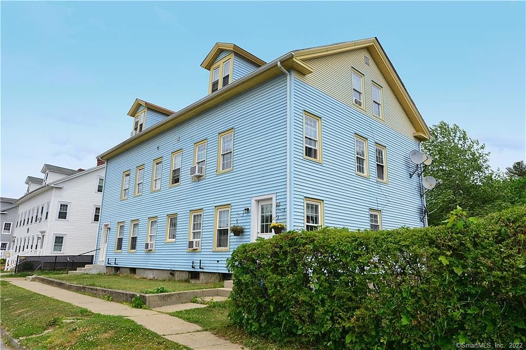 23 Central St, North Grosvenordale, CT 06255 Zillow