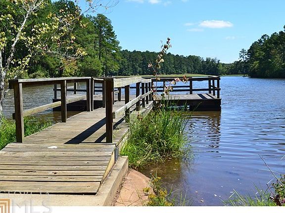 2nd image of 703 Deer Lake Dr