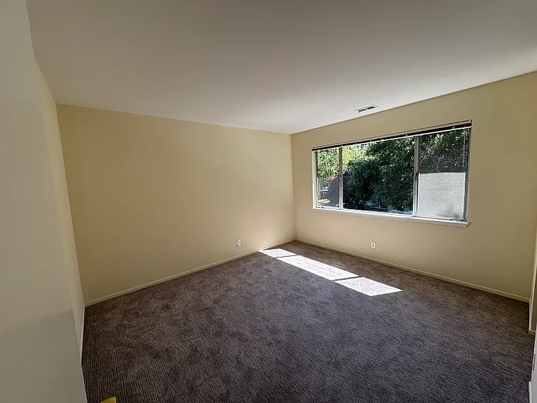 3 Mulberry Ct #15 — Photo 15