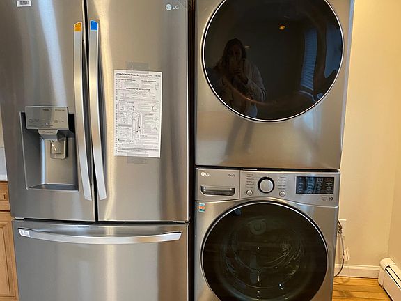 4th image of 3219 Griswold Ave #2