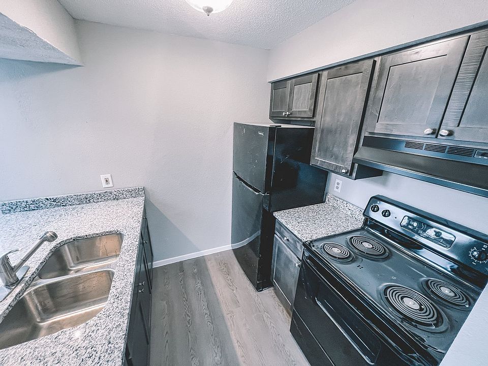 1st image of 903-919 N 14th St #903-300