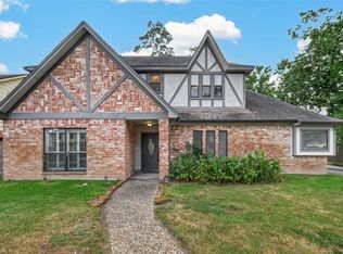 17723 Woodlode Ln, Spring, TX 77379