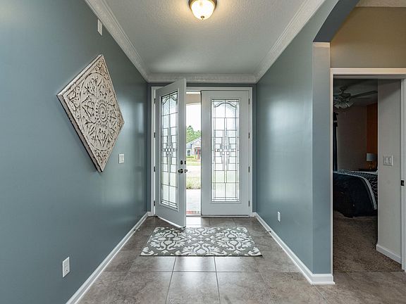 2nd image of 3294 Shinnecock Ln