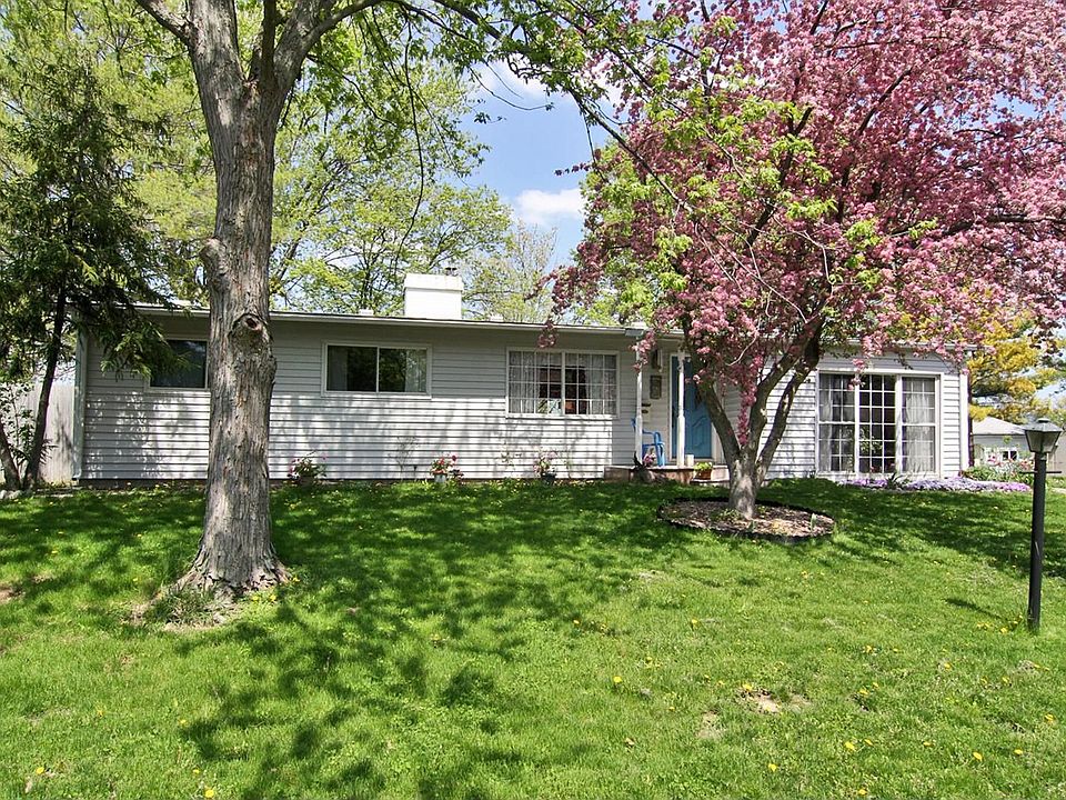 1st image of 226 Creekwood Dr