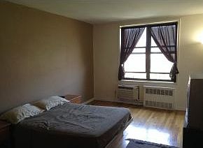 4th image of 1200 E 53rd St #33