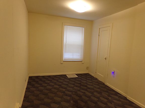 5th image of 114 N Ermina Ave