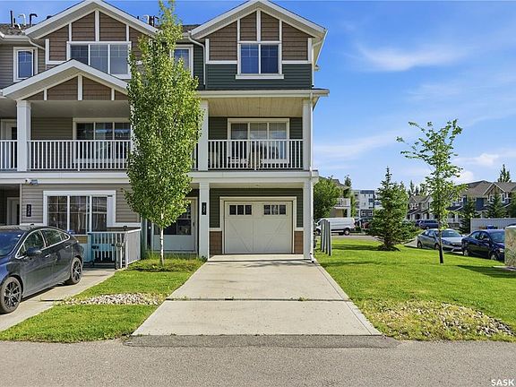 2nd image of UNIT 32-4533 Delhaye WAY