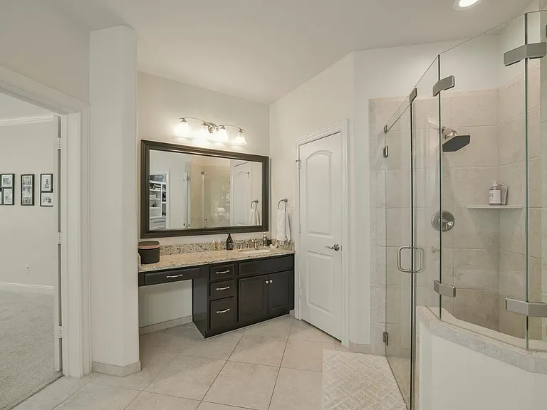 6 S Wheatleigh Dr — Photo 17