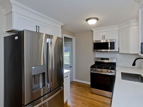 5th image of 82 Gill St