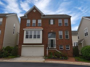 4281 Kearny Ln, Fairfax, VA 22033