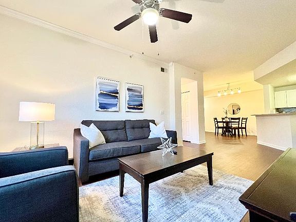 5th image of 9913 Montague St