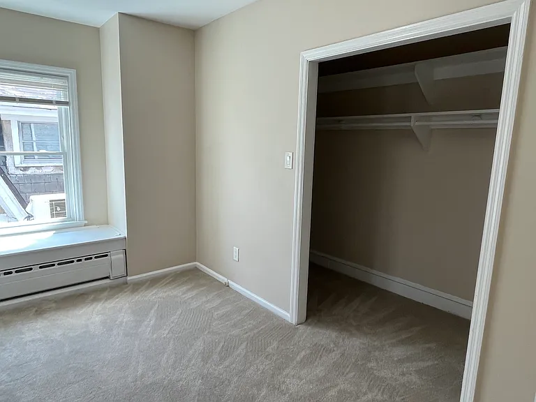 1117 N Franklin St — Photo 14
