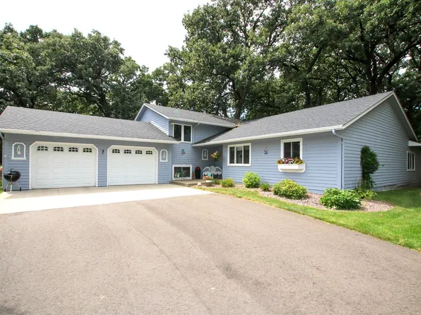 450 School Rd NW, Hutchinson, MN 55350