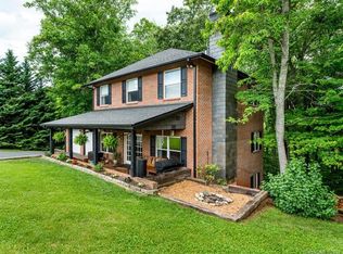 78 Oak Ln, Mars Hill, NC 28754