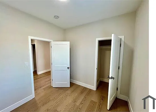 1561 Innes Ave — Photo 4