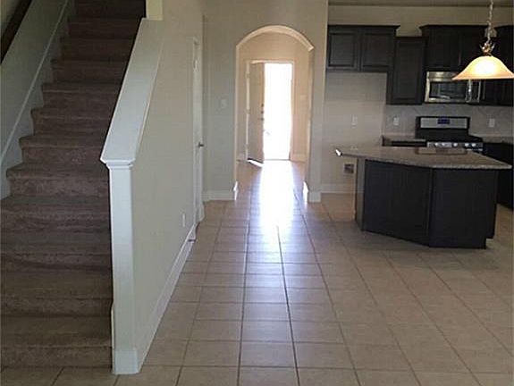 2nd image of 25306 Alverstone Dr