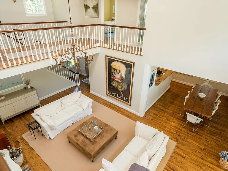 39 Fresh Pond Rd — Photo 9