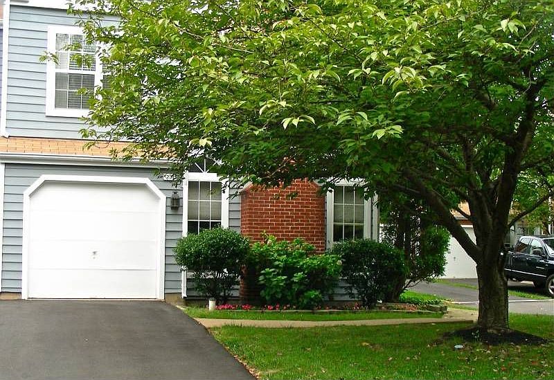 1st image of 231 Rumford Ct