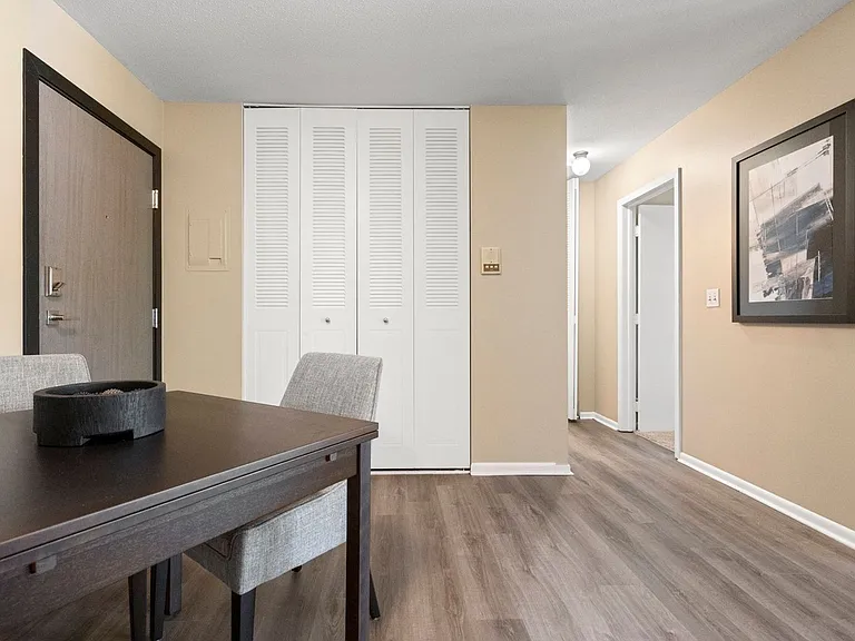 Imperial Gates Apartments — Photo 12
