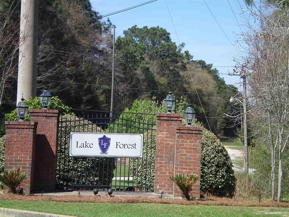 1st image of 138 Greenwood Dr