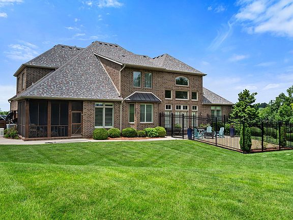 3rd image of 145 Riverdale Court