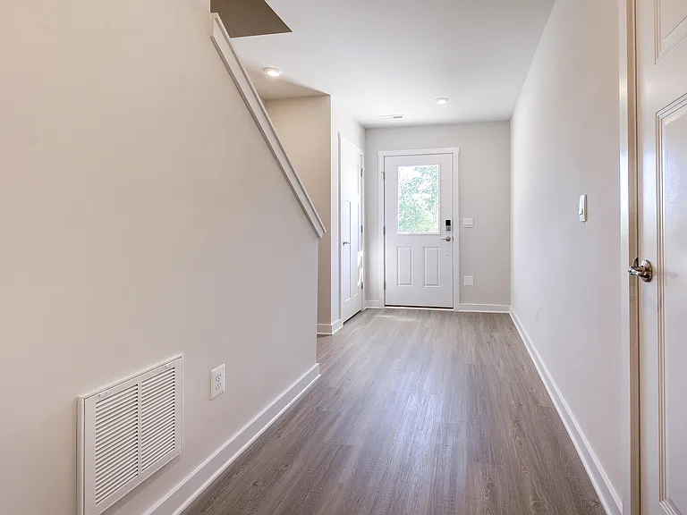 116 Shuoner Ct — Photo 12