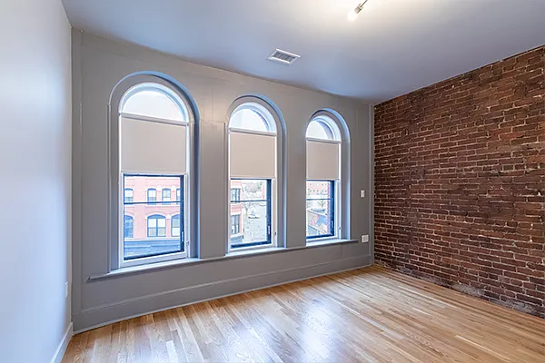 145 Munroe St #301 — Photo 6