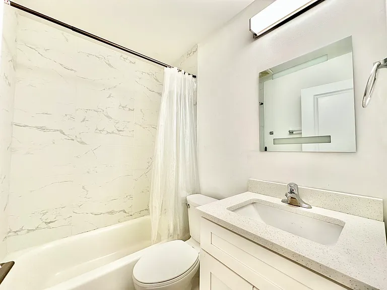 820 McIntosh Ct #106 — Photo 14
