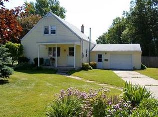 513 E Stenzil St, North Tonawanda, NY 14120