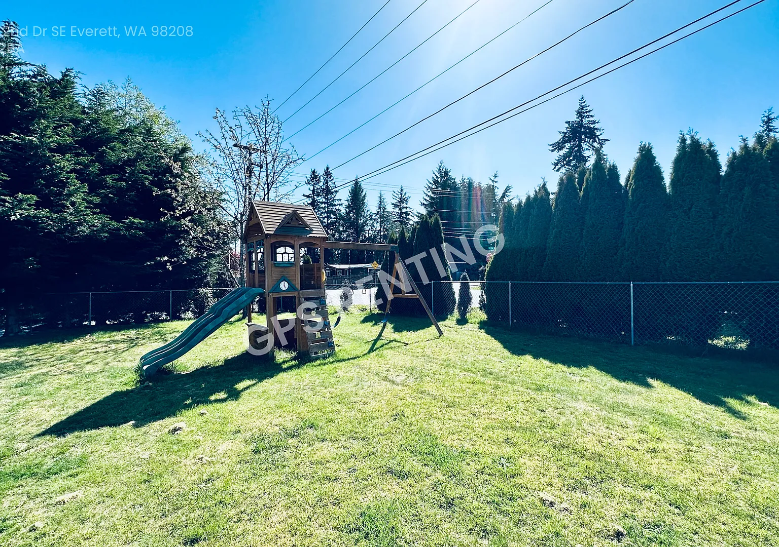 Beautiful 3 Beds, 2 Baths, home! — Photo 2