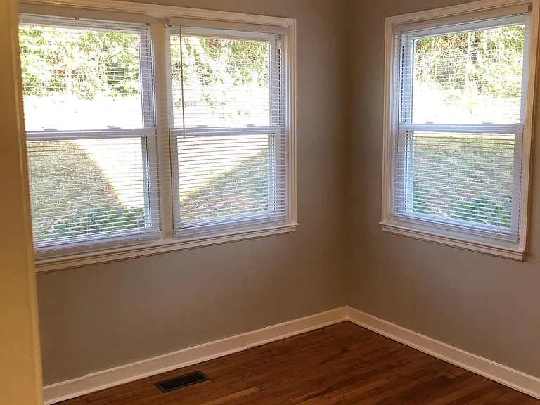 2513 Miller Park Cir #B — Photo 8