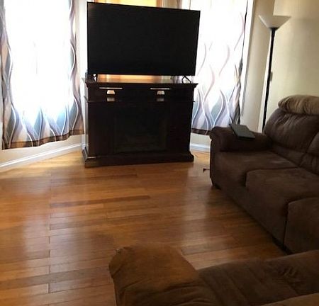 3rd image of 173 Garden Ave