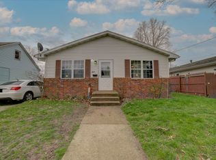227 W Locust St, Watseka, IL 60970
