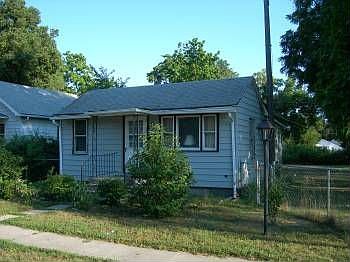 2nd image of 117 Miller Ave