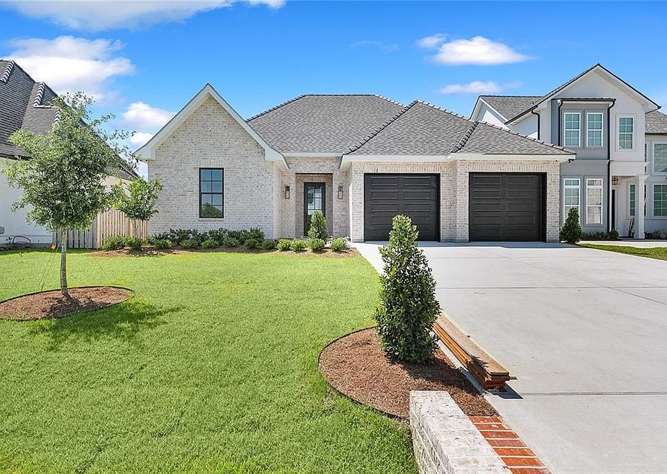 1st image of 103 Wood Duck Dr